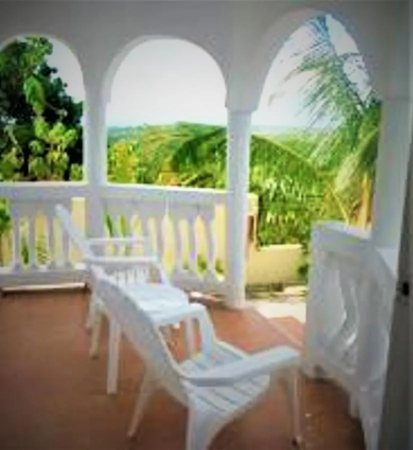 Annie'S White House On The Hill Apartment Negril Jamaica